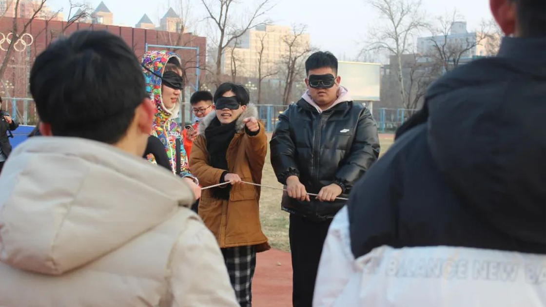 08825f28177444eb04344492a7d3d981.png 2.png