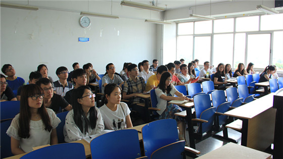 d9f710712eaee61cf0c7a36ed56a7a2a.jpg 学生.jpg